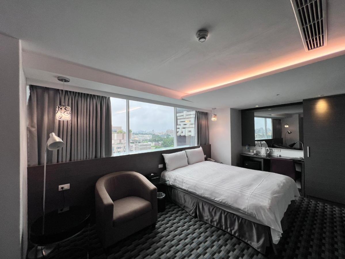 Chiayi Look Hotel Экстерьер фото