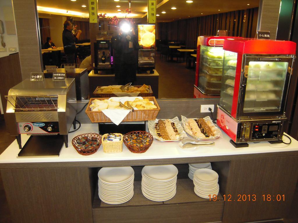 Chiayi Look Hotel Экстерьер фото