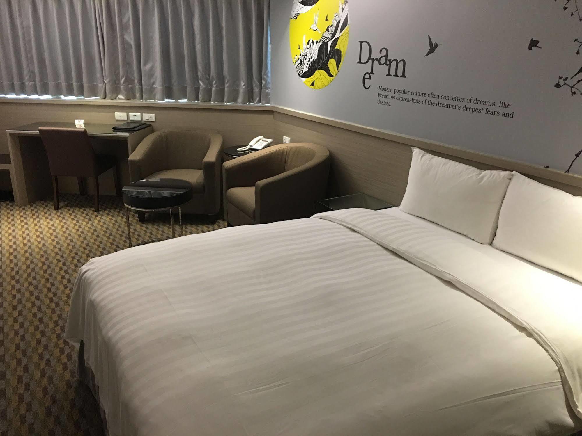 Chiayi Look Hotel Экстерьер фото